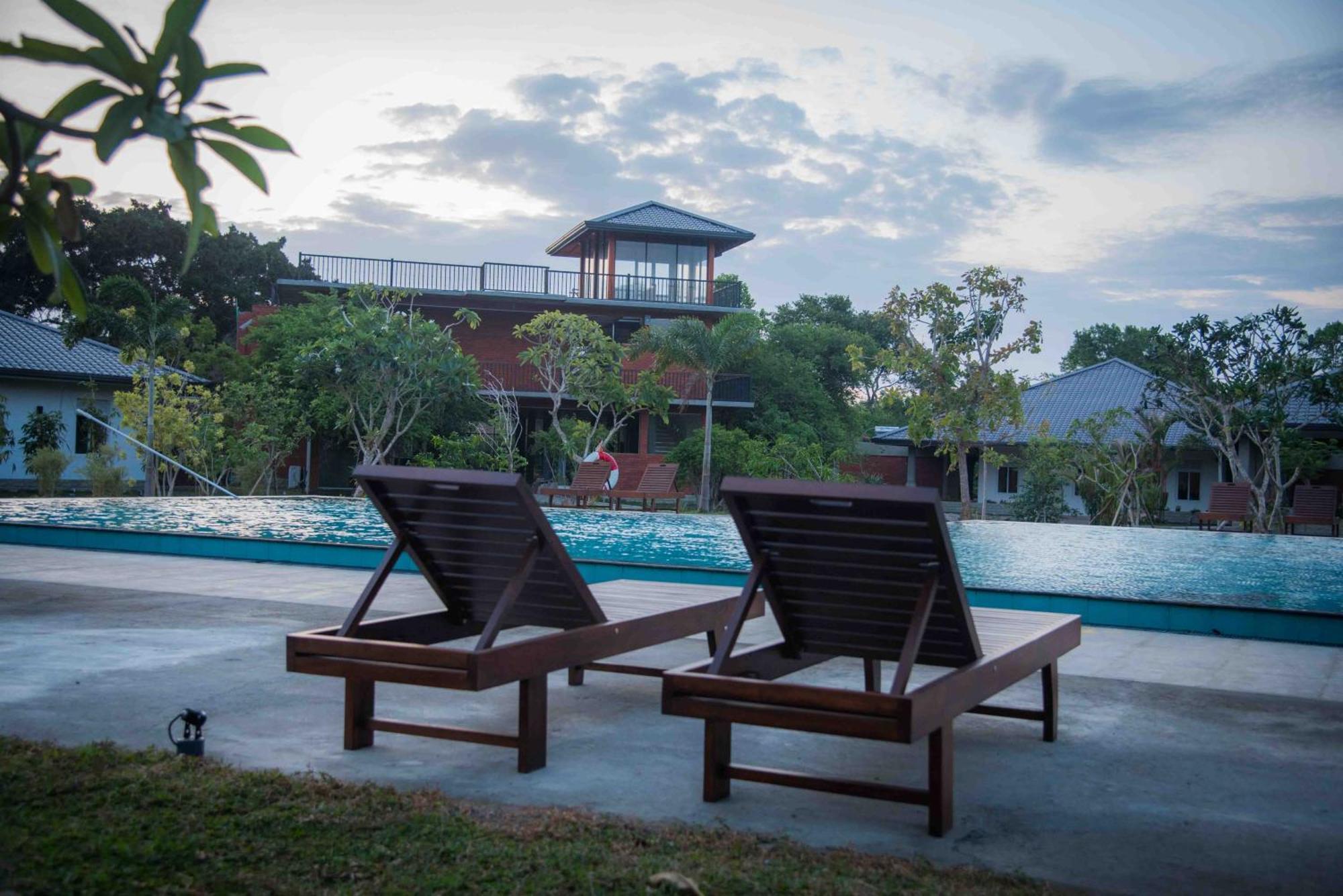Sungreen Resort Habarana Extérieur photo