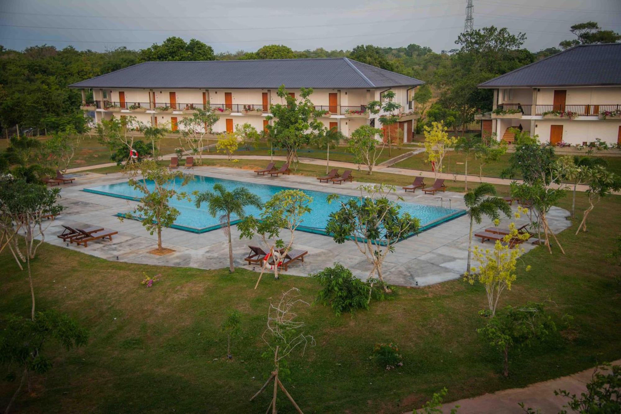 Sungreen Resort Habarana Extérieur photo